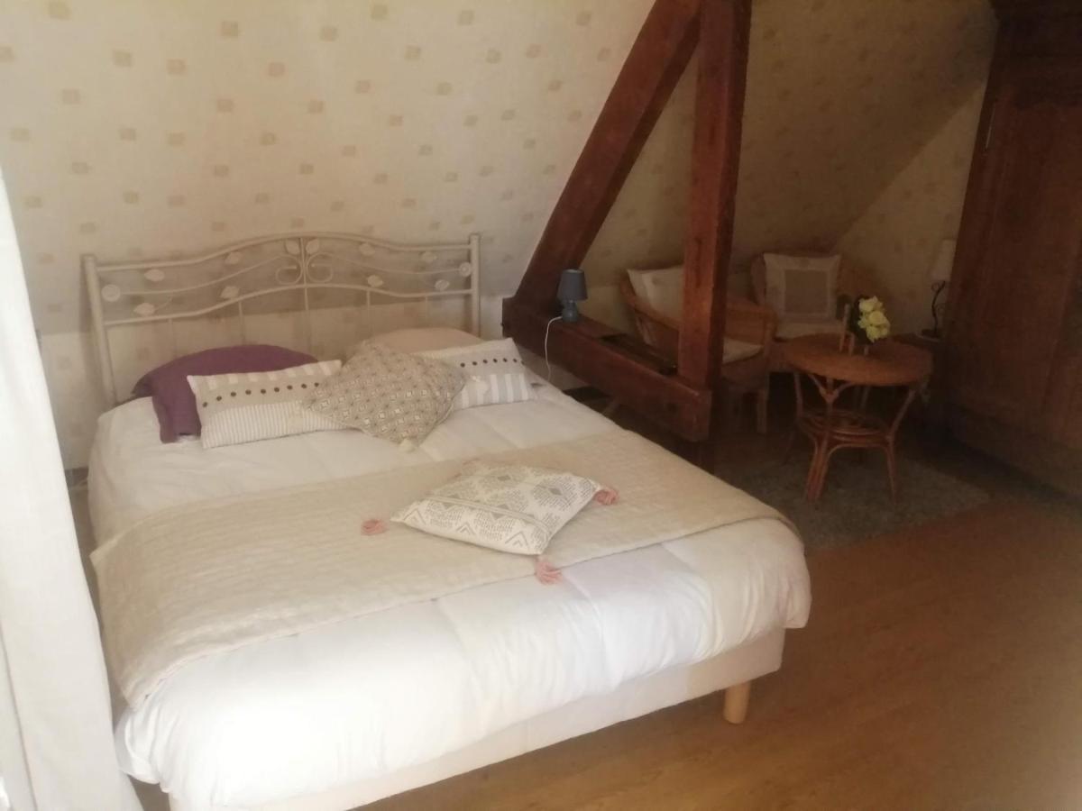 Saint-Quentin-sur-le-Homme Maison D'Hotes Les Vallees B&B 외부 사진